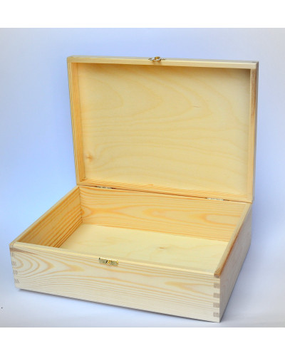 Pudełko drewniane z zapinką